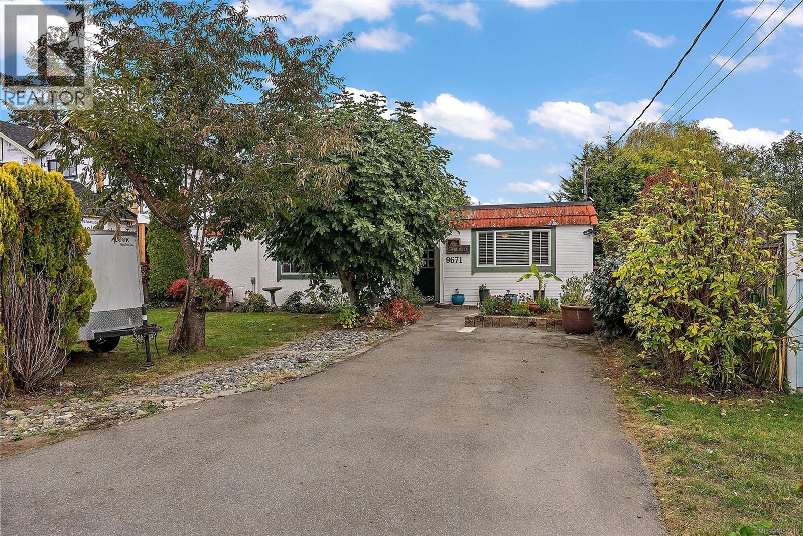 MLS® listing #30404100 for sale located at 9671 Sixth St