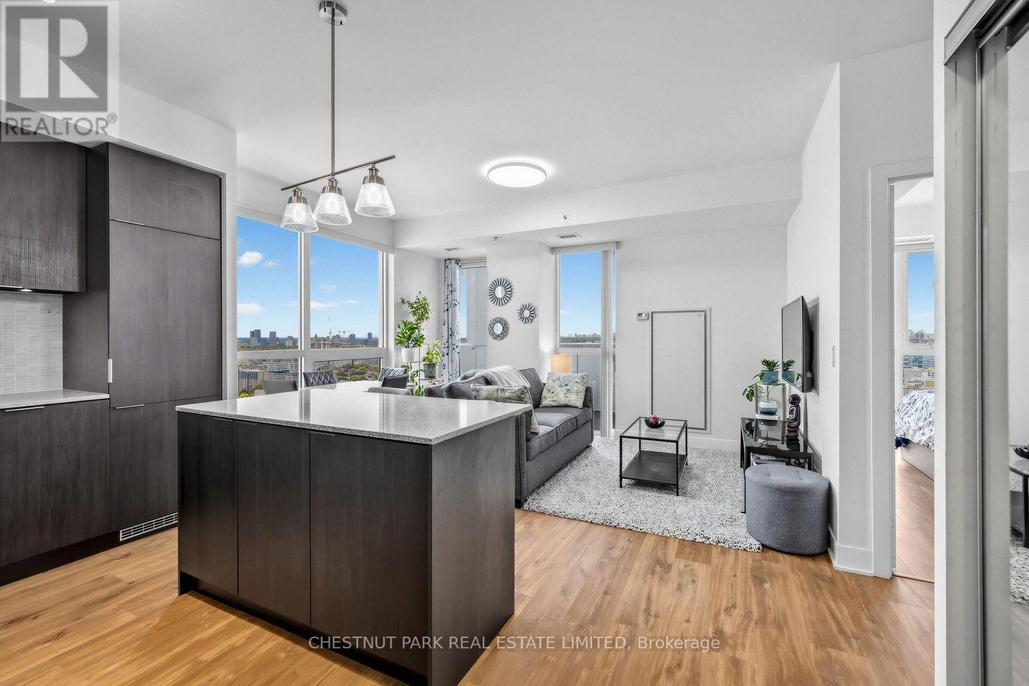 MLS® listing #30404371 for sale located at 3001 - 318 RICHMOND STREET W