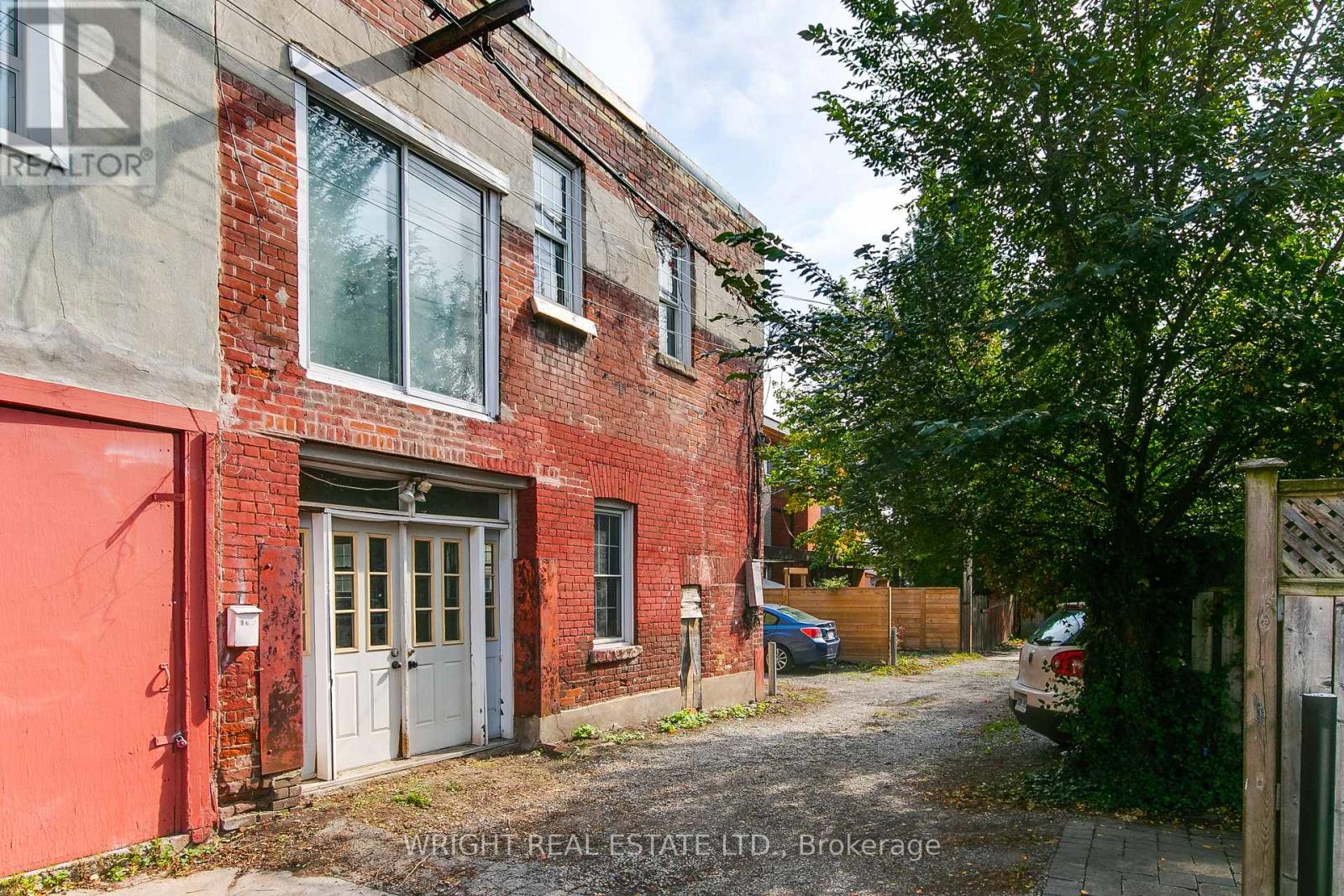 MLS® listing #30404776 for sale located at REAR - 105 MAJOR STREET