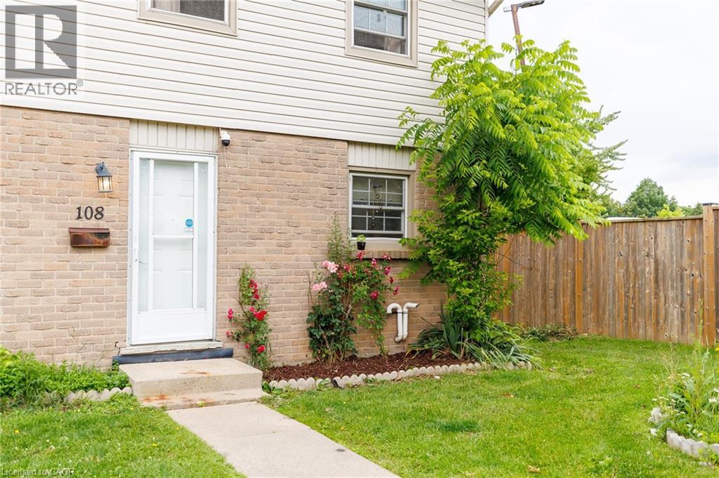 MLS® listing #30404787 for sale located at 1725 ERNEST Avenue Unit# 108