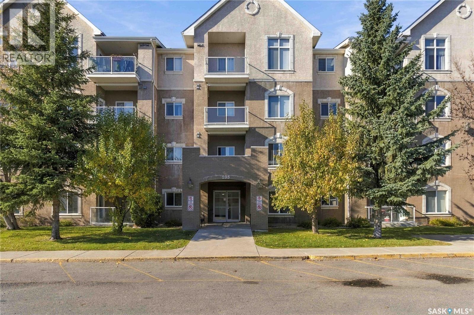 MLS® listing #30405135 for sale located at 303 235 Herold TERRACE