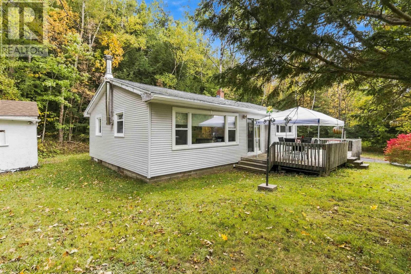MLS® listing #30405829 for sale located at 5376 Highway 2 Highway