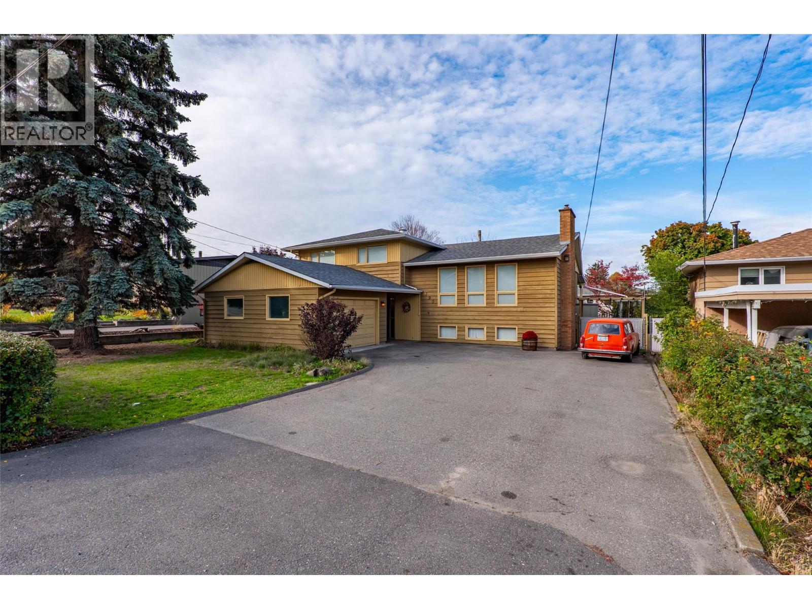 MLS® listing #30406452 for sale located at 190 Vicars Road