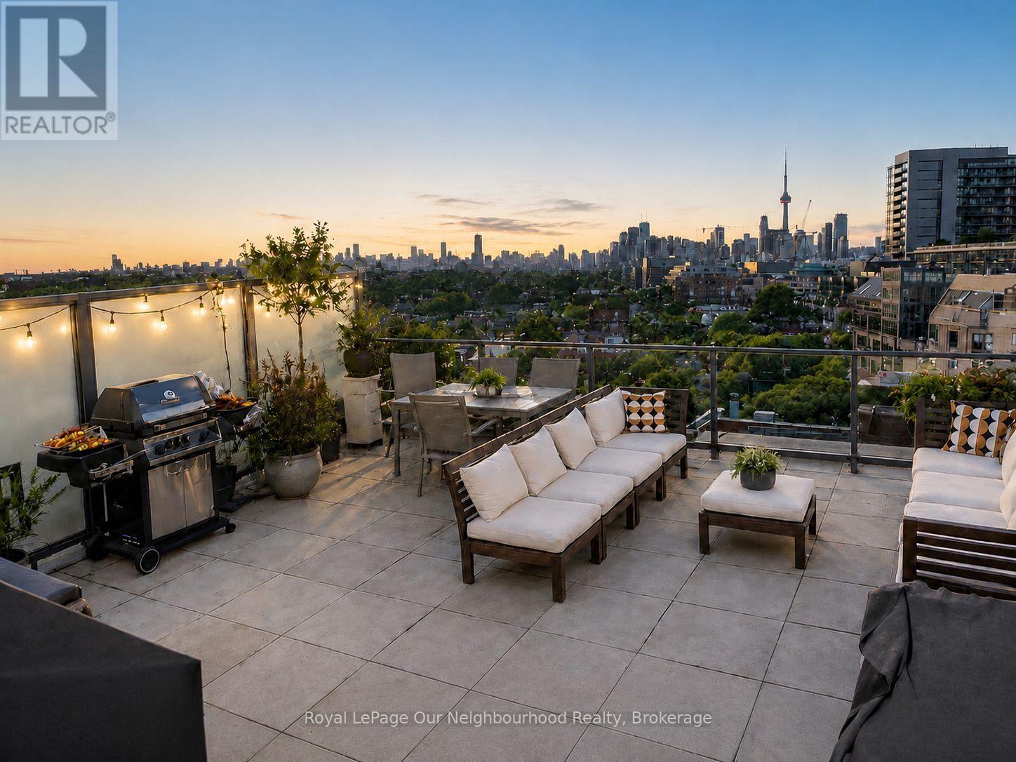 MLS® listing #30409664 for sale located at 308 - 2 GLADSTONE AVENUE