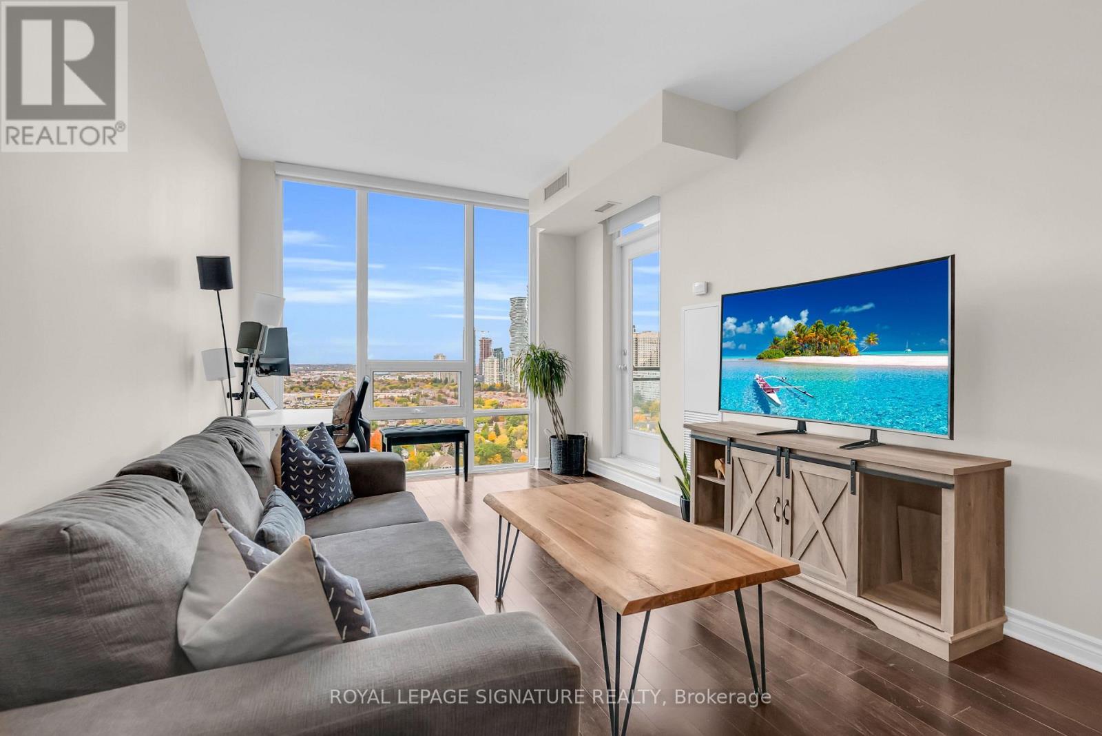 MLS® listing #30409871 for sale located at 2505 - 3525 KARIYA DRIVE