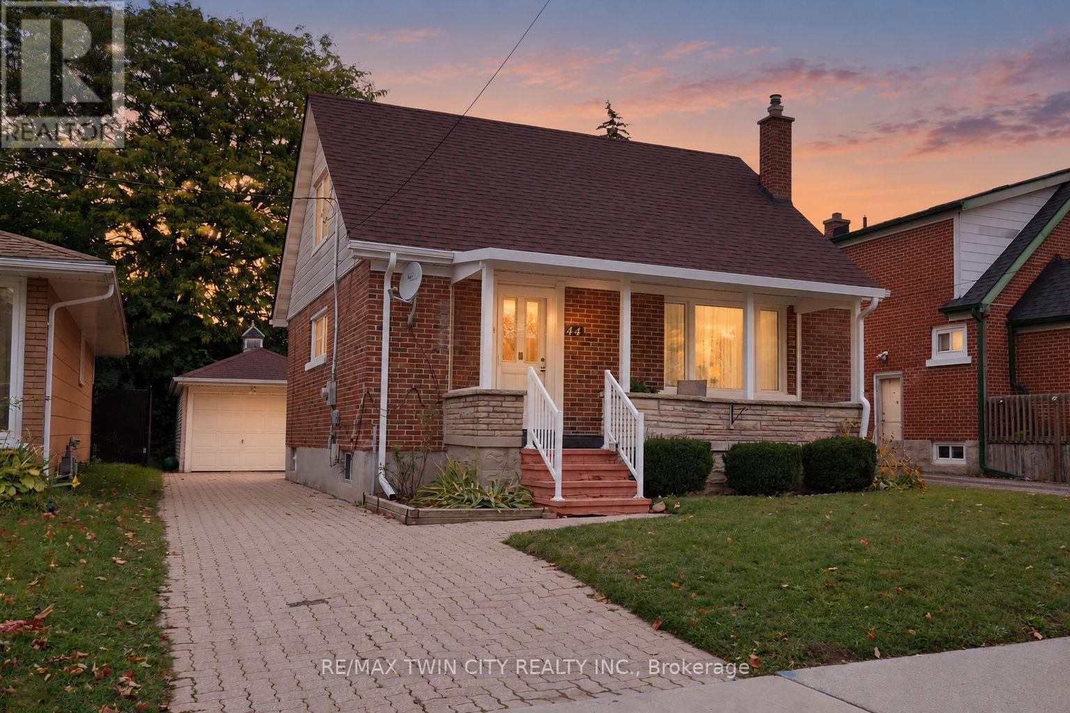 MLS® listing #30409892 for sale located at 44 RUBY STREET