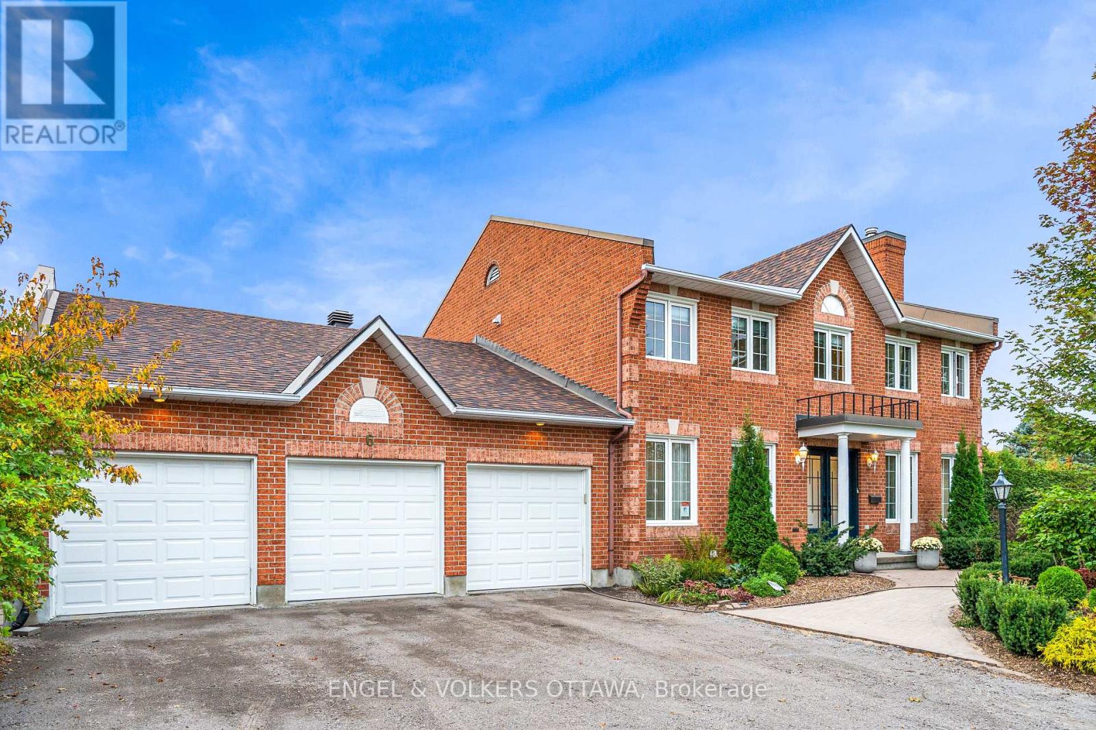 MLS® listing #30409977 for sale located at 6 HOLLY RIDGE