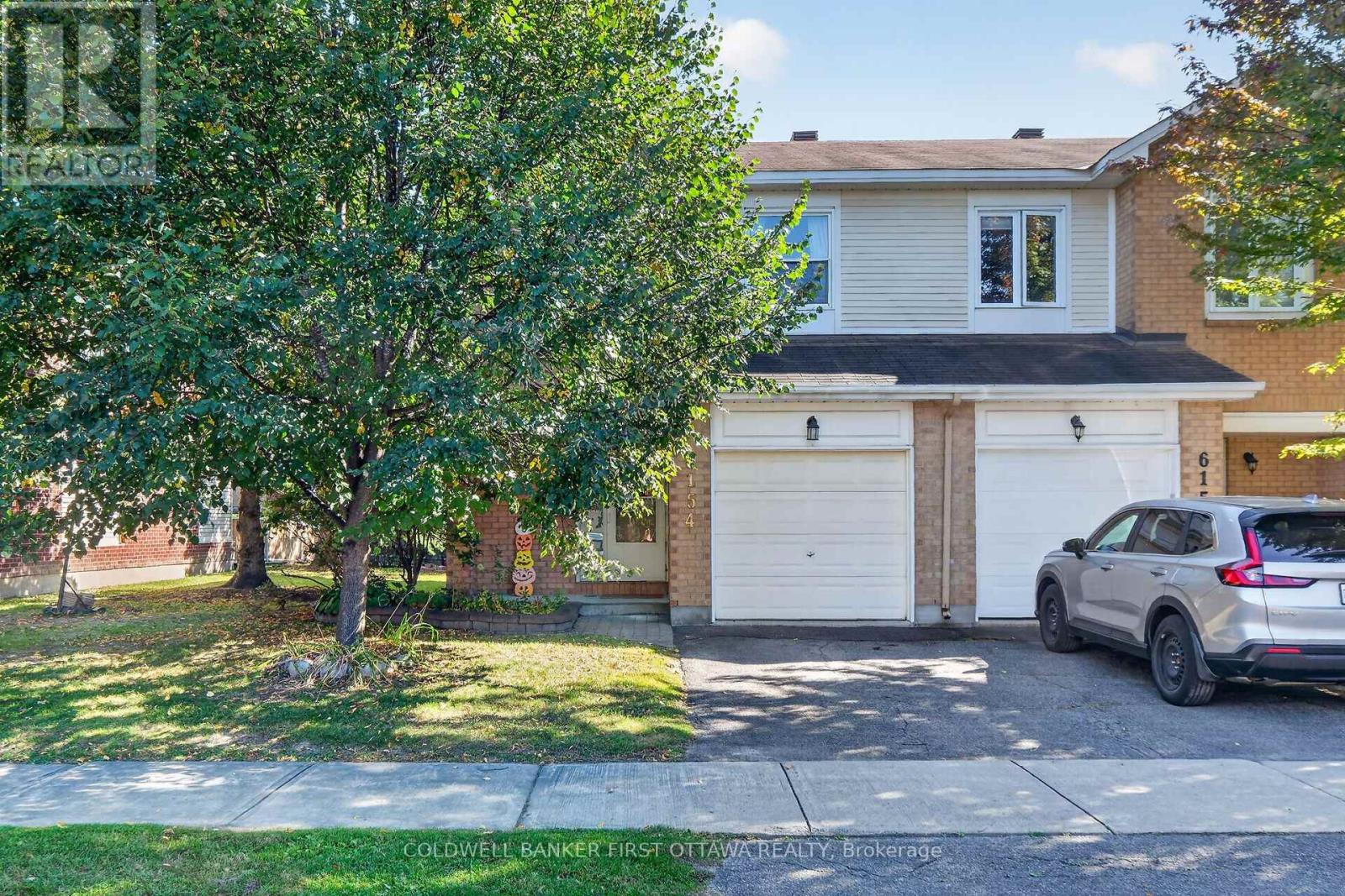 MLS® listing #30410486 for sale located at 17 - 6154 OAK MEADOWS DRIVE