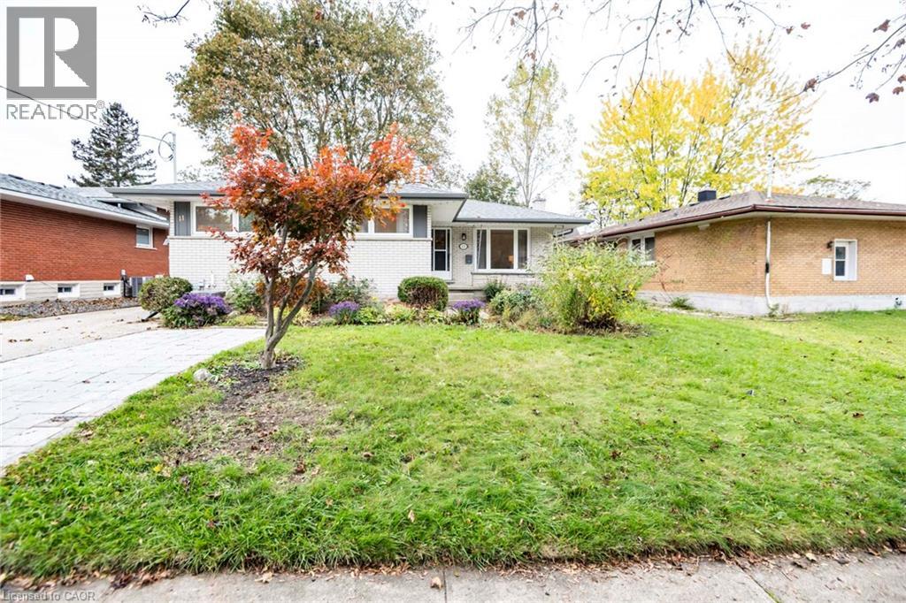 MLS® listing #30410724 for sale located at 11 DUNCAIRN Avenue