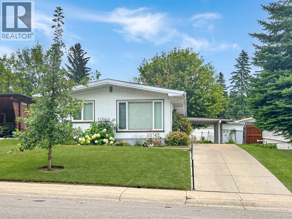 MLS® listing #30410777 for sale located at 4536 Claret Street NW