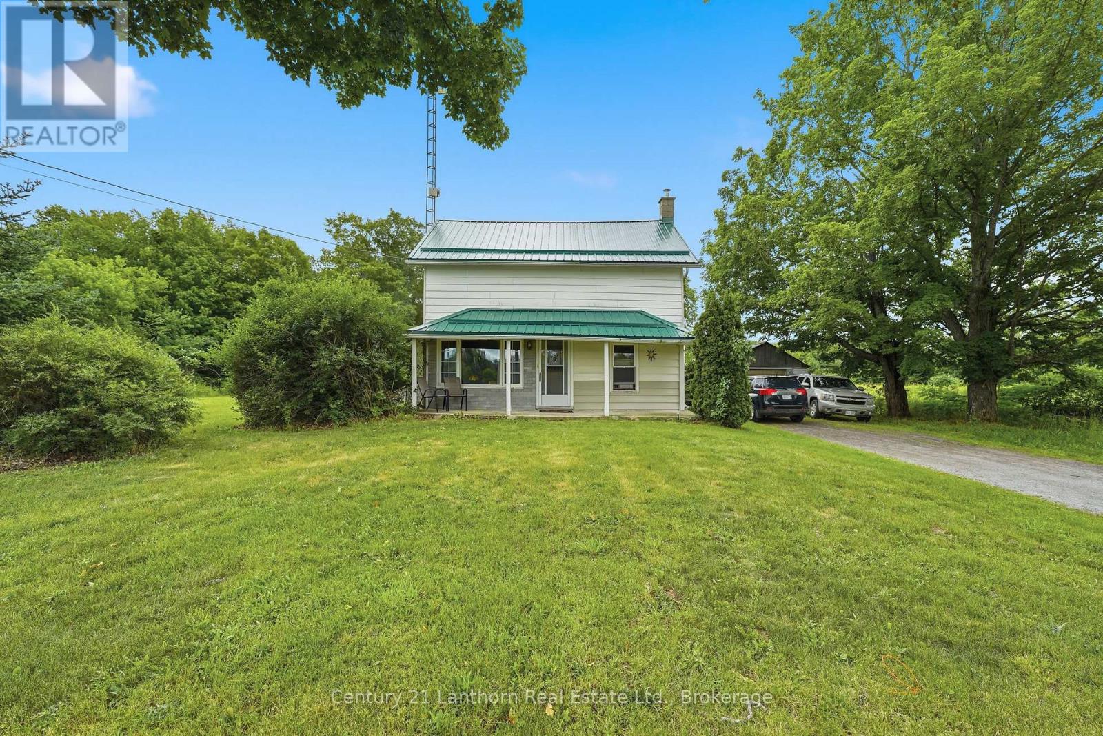 MLS® listing #30410936 for sale located at 1504 VANDERWATER ROAD