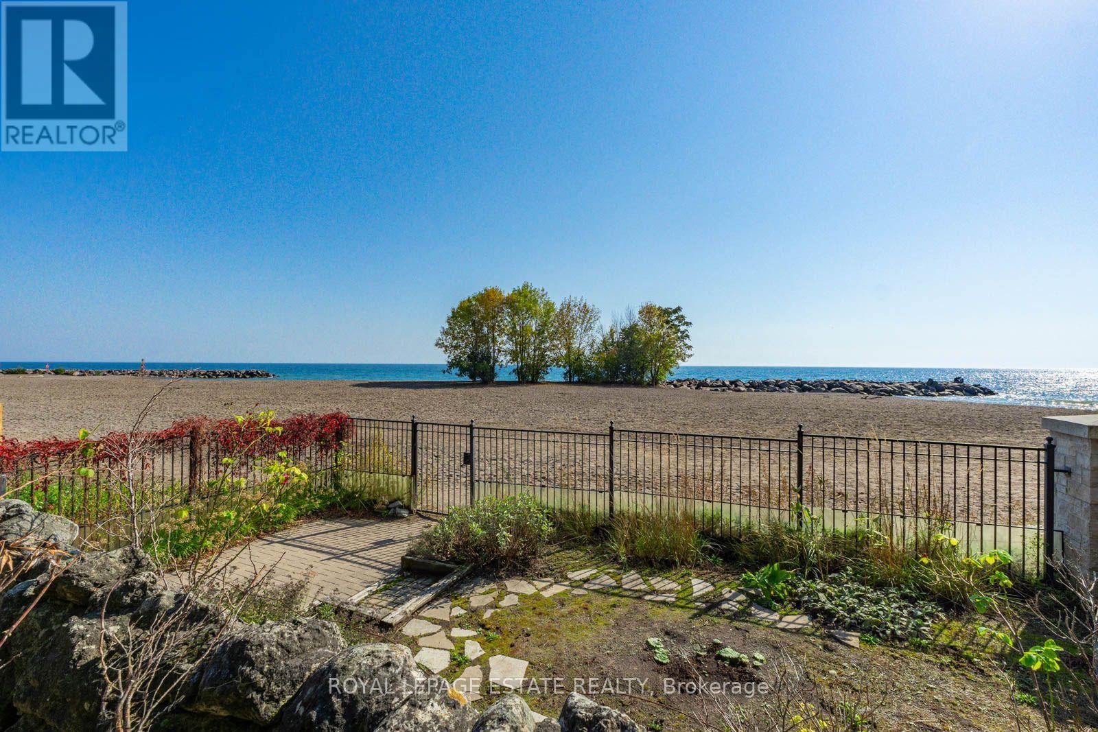 MLS® listing #30411059 for sale located at 422 LAKE FRONT