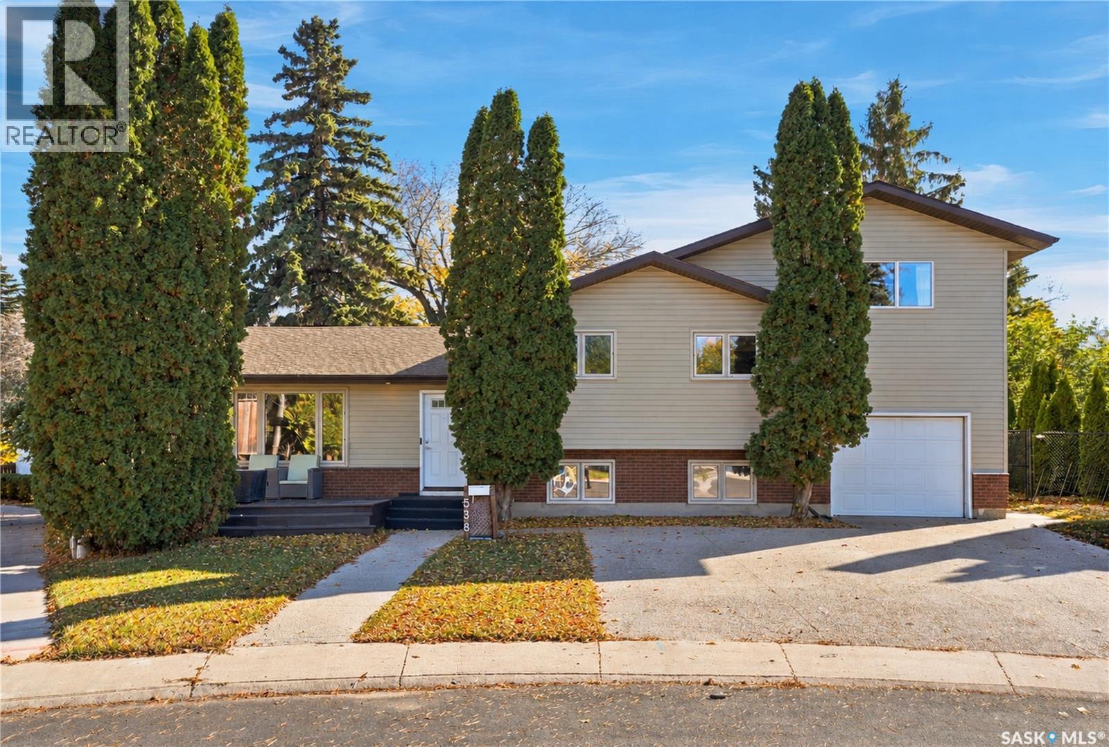MLS® listing #30411525 for sale located at 538 Highlands TERRACE