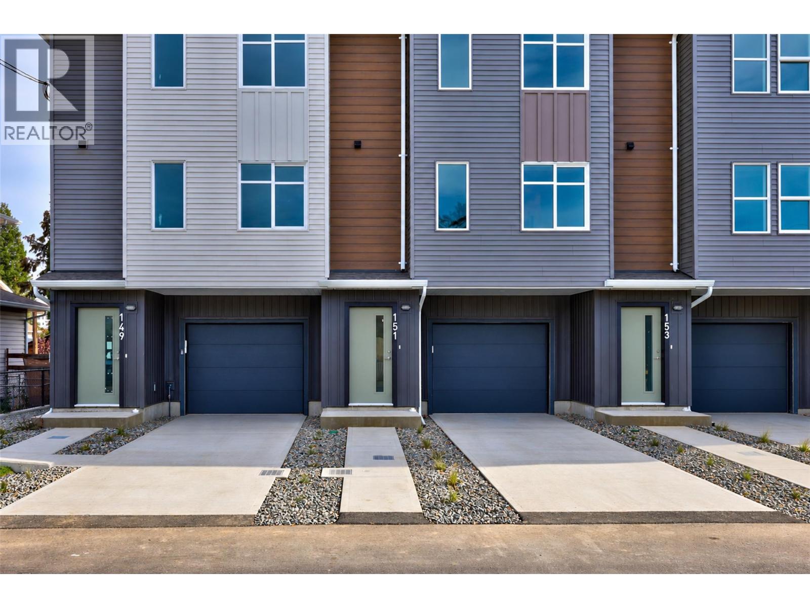 MLS® listing #30411595 for sale located at 153 Park Street