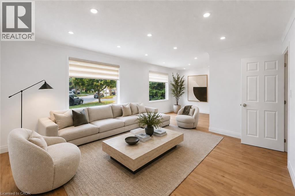 MLS® listing #30413368 for sale located at 58 TUPPER Crescent Unit# UPPER LEVEL