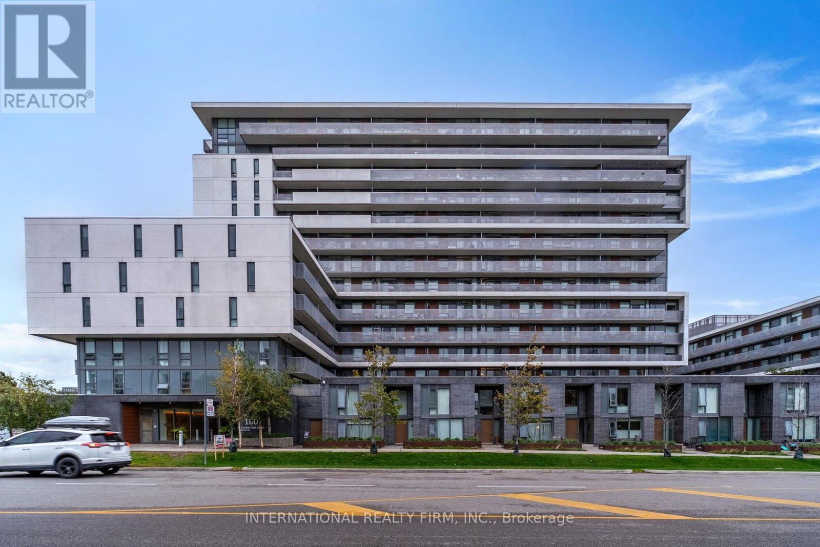 MLS® listing #30414587 for sale located at 320 - 160 FLEMINGTON ROAD