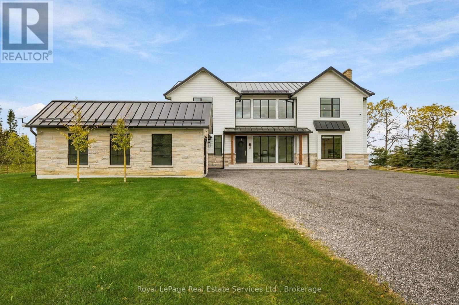 MLS® listing #30414731 for sale located at 104 NAWAUTIN DRIVE