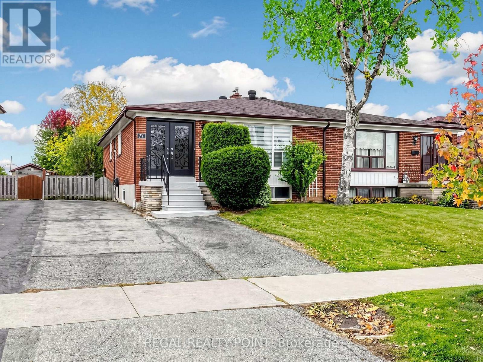 MLS® listing #30414865 for sale located at 71 CLYDESDALE DRIVE