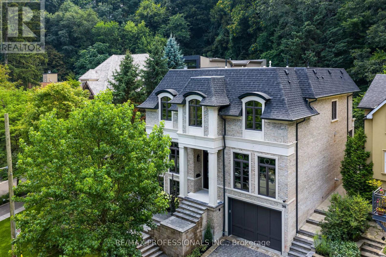 MLS® listing #30414985 for sale located at 30 DACRE CRESCENT