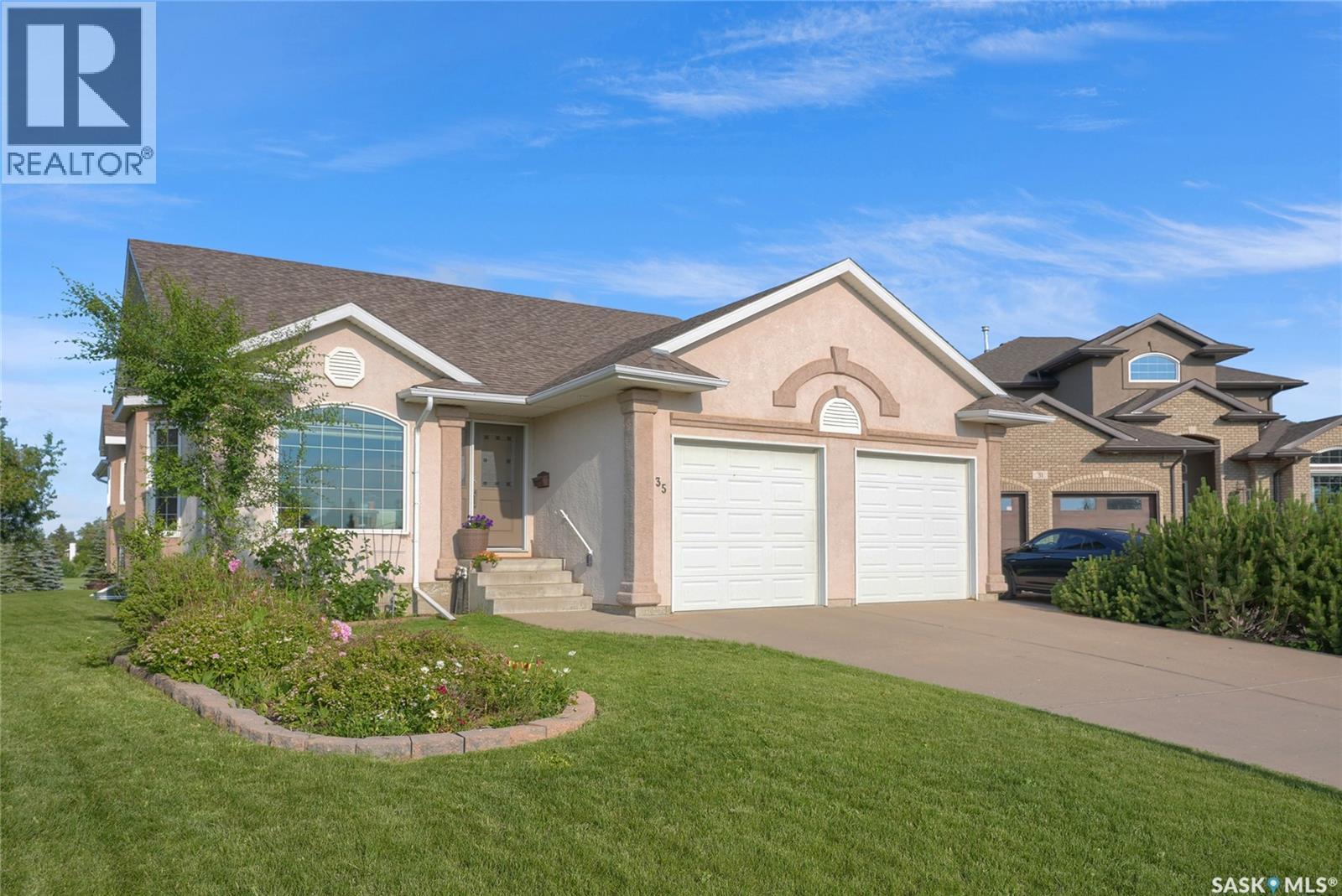 MLS® listing #30414990 for sale located at 35 Marigold CRESCENT