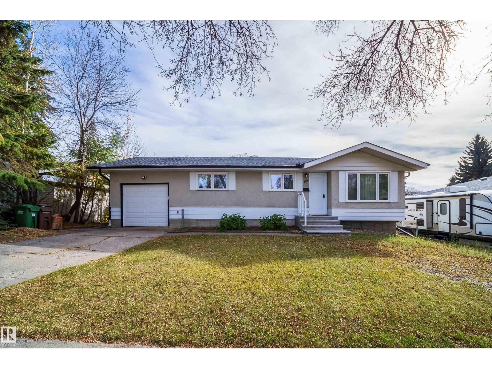 MLS® listing #30416062 for sale located at 67 Sunset BV