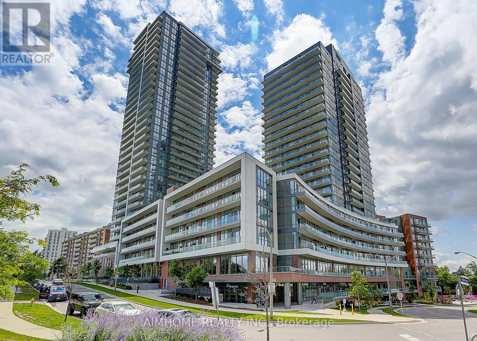 MLS® listing #30416105 for sale located at 3106 - 32 FOREST MANOR ROAD