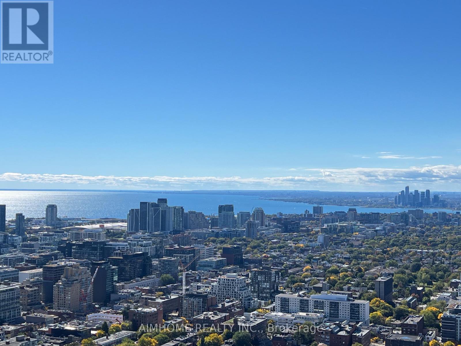 MLS® listing #30416179 for sale located at 4412 - 488 UNIVERSITY AVENUE