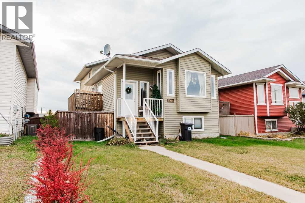 MLS® listing #30416528 for sale located at 10404 98A Street