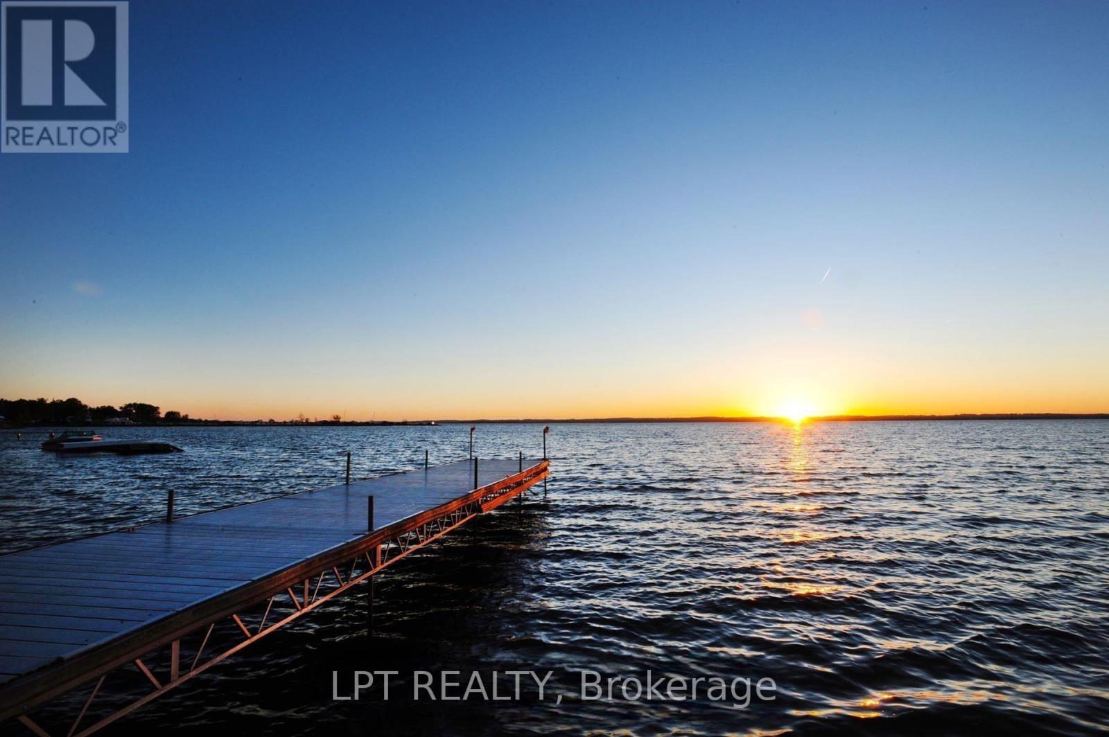 MLS® listing #30416655 for sale located at 212 CAMERON CRESCENT