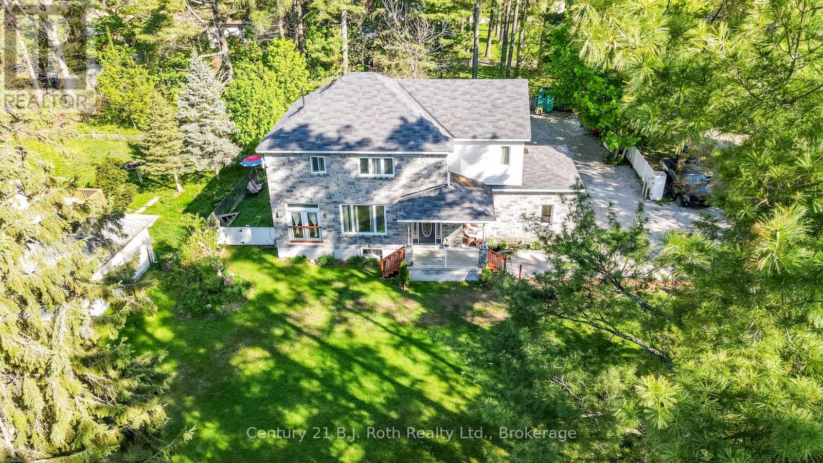 MLS® listing #30416922 for sale located at 3276 TURNBULL DRIVE