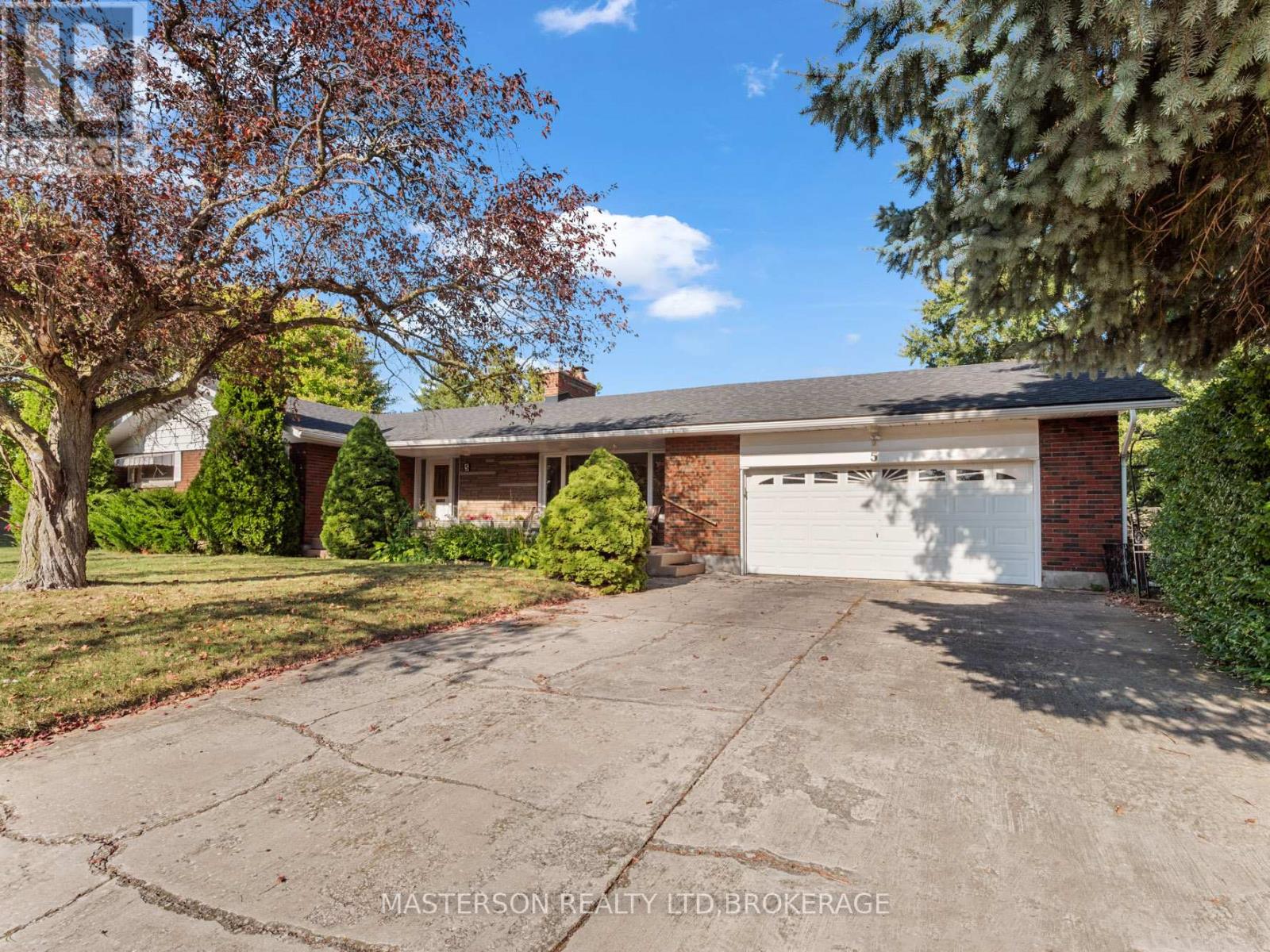 MLS® listing #30417211 for sale located at 5 BURDY DRIVE