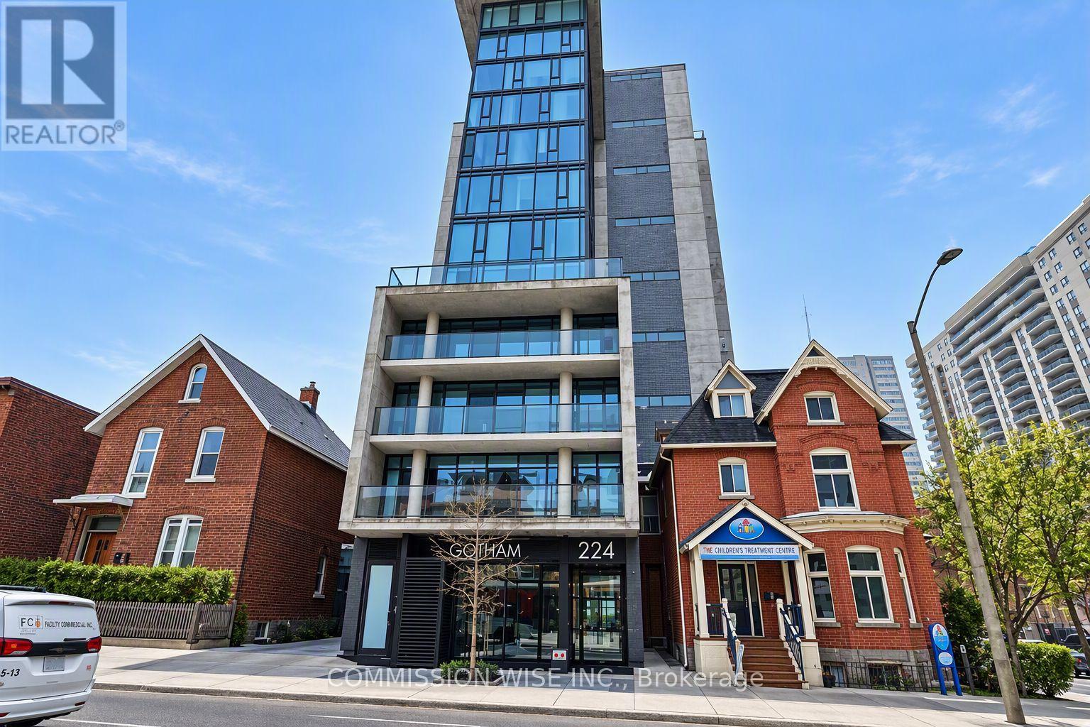 MLS® listing #30417355 for sale located at 204 - 224 LYON STREET N