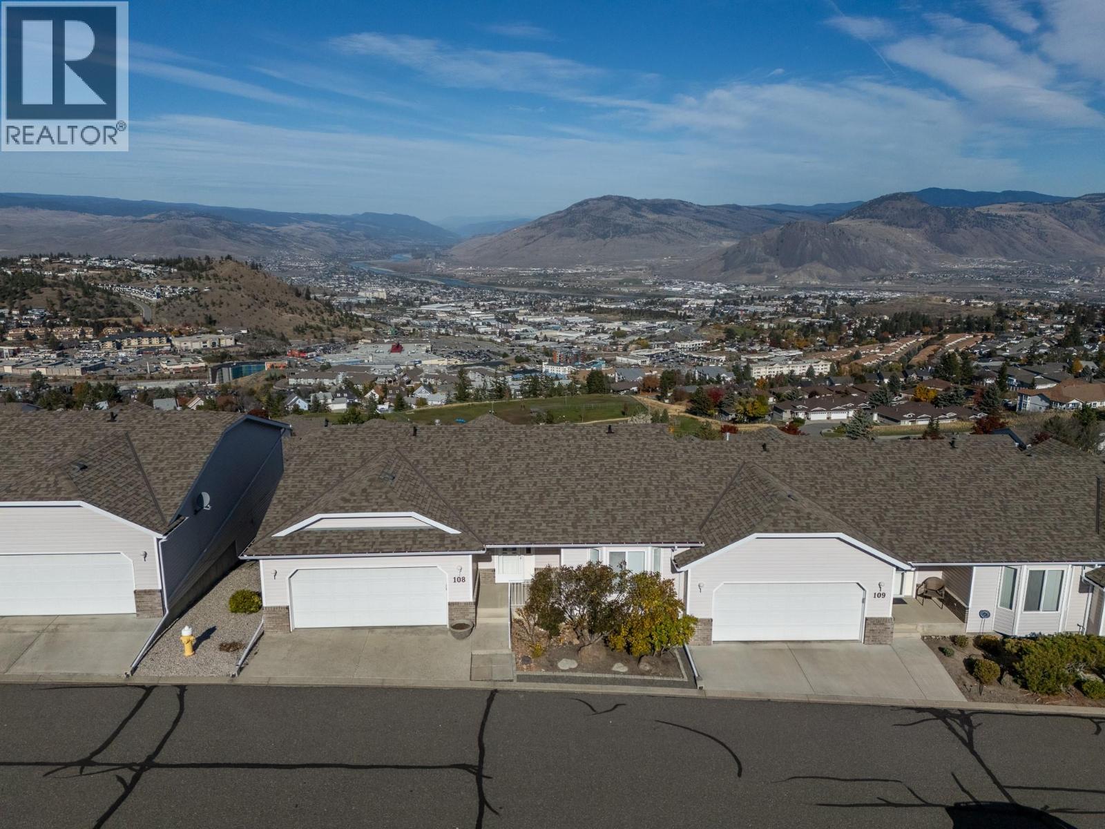 MLS® listing #30418051 for sale located at 2022 Pacific Way Unit# 108