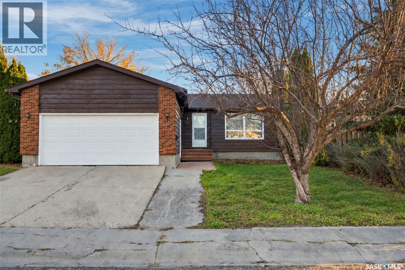 MLS® listing #30418663 for sale located at 5907 Hague CRESCENT