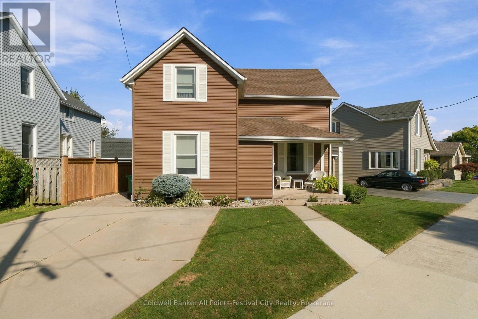 MLS® listing #30418928 for sale located at 77 NAPIER STREET
