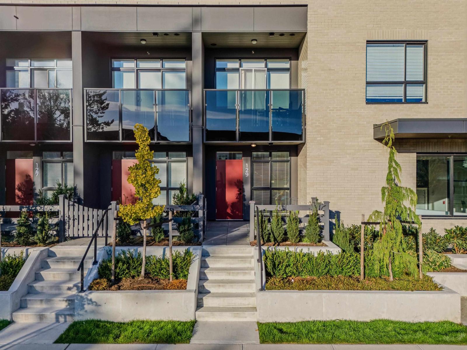 MLS® listing #30418992 for sale located at 129 8509 158 STREET