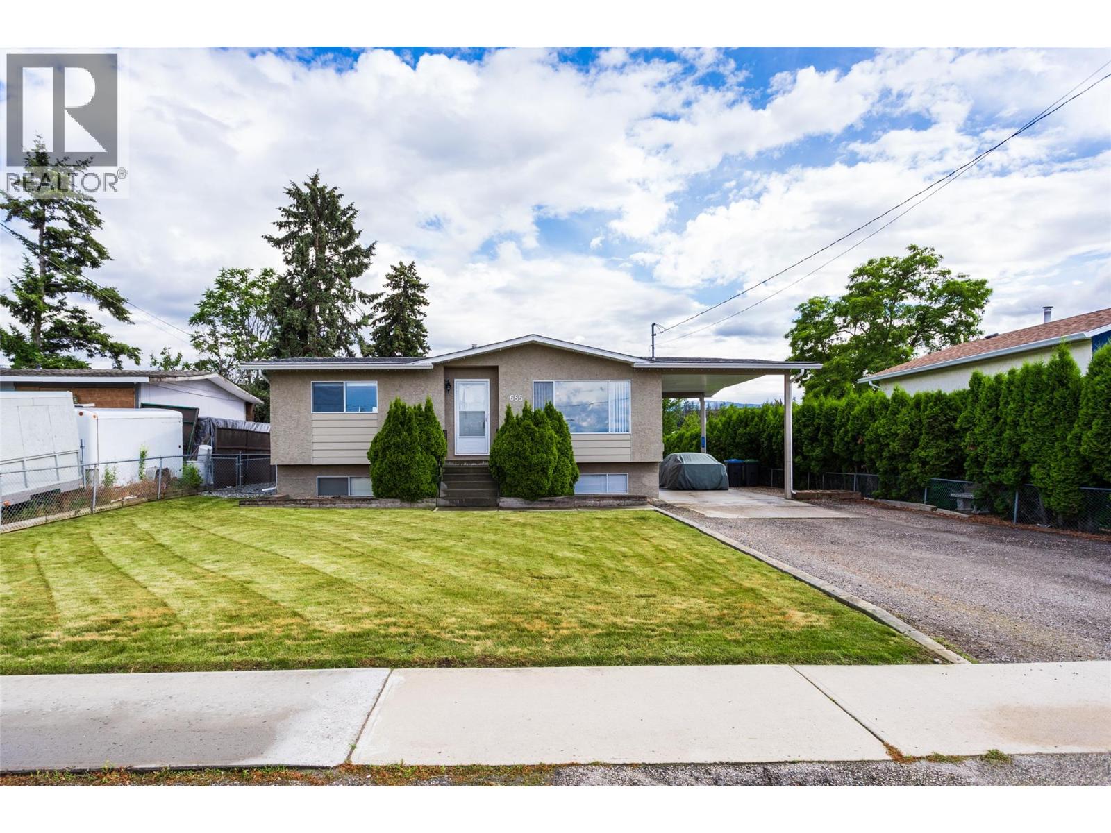 MLS® listing #30419248 for sale located at 685 Quigley Road