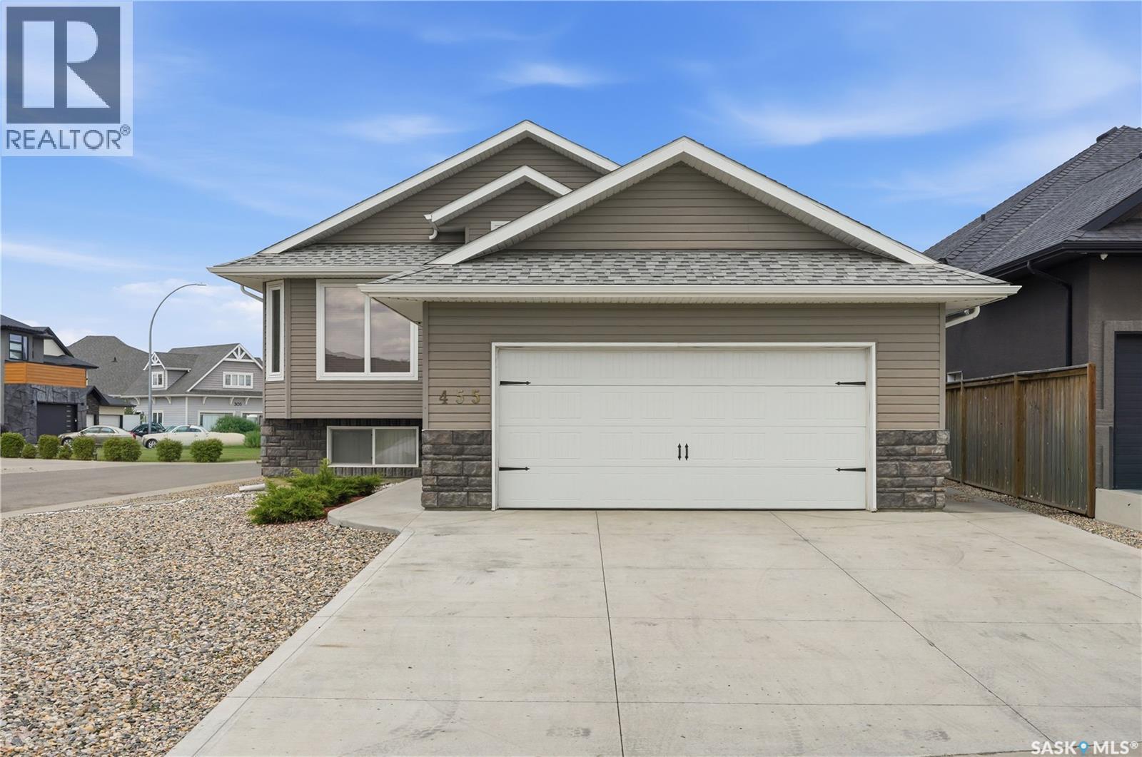 MLS® listing #30420965 for sale located at 455 Hastings CRESCENT