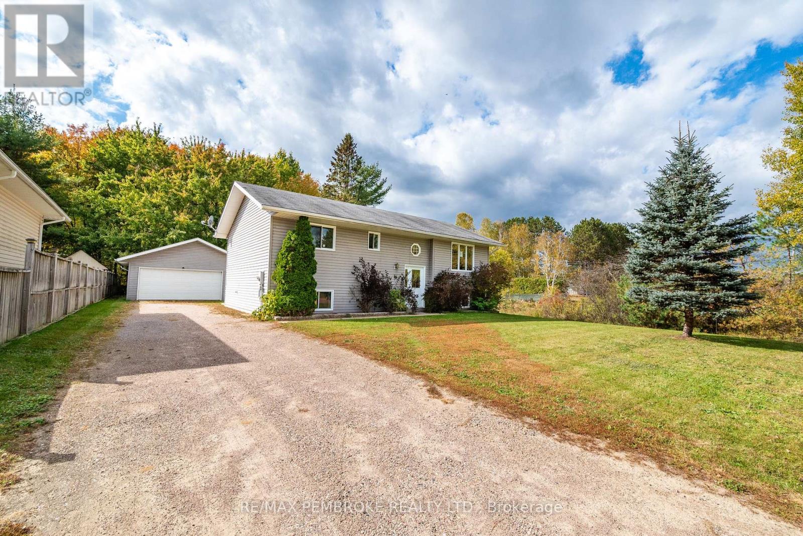 MLS® listing #30421502 for sale located at 18 JOSEPH STREET