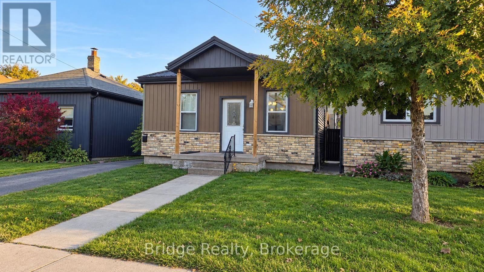 MLS® listing #30421516 for sale located at 497 SIMCOE STREET