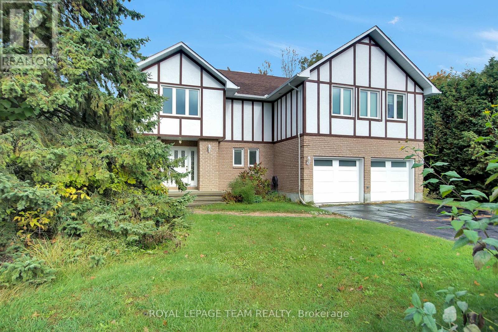 MLS® listing #30421779 for sale located at 7089 BUSH DRIVE