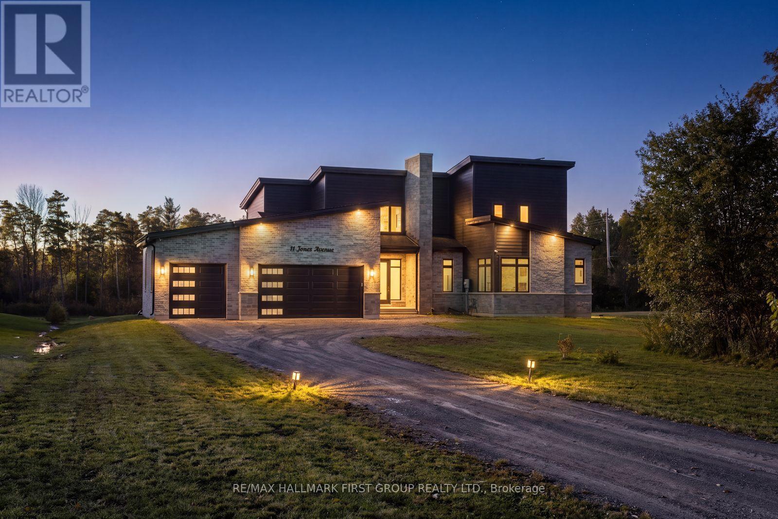 MLS® listing #30421806 for sale located at 11 JONES AVENUE