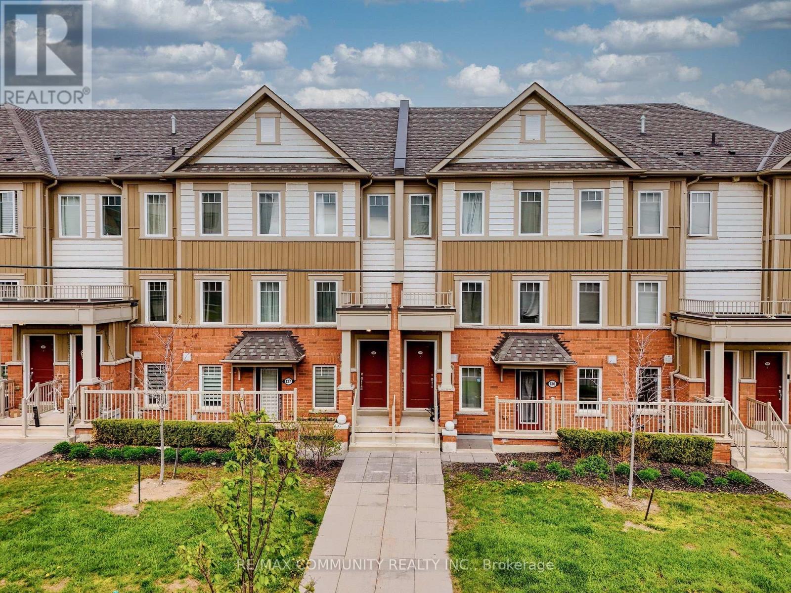 MLS® listing #30421921 for sale located at 128 - 2500 HILL RISE COURT
