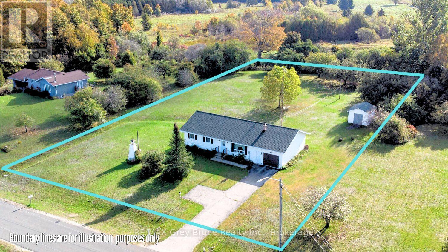 MLS® listing #30422986 for sale located at 26 MAPLE GOLF CRESCENT