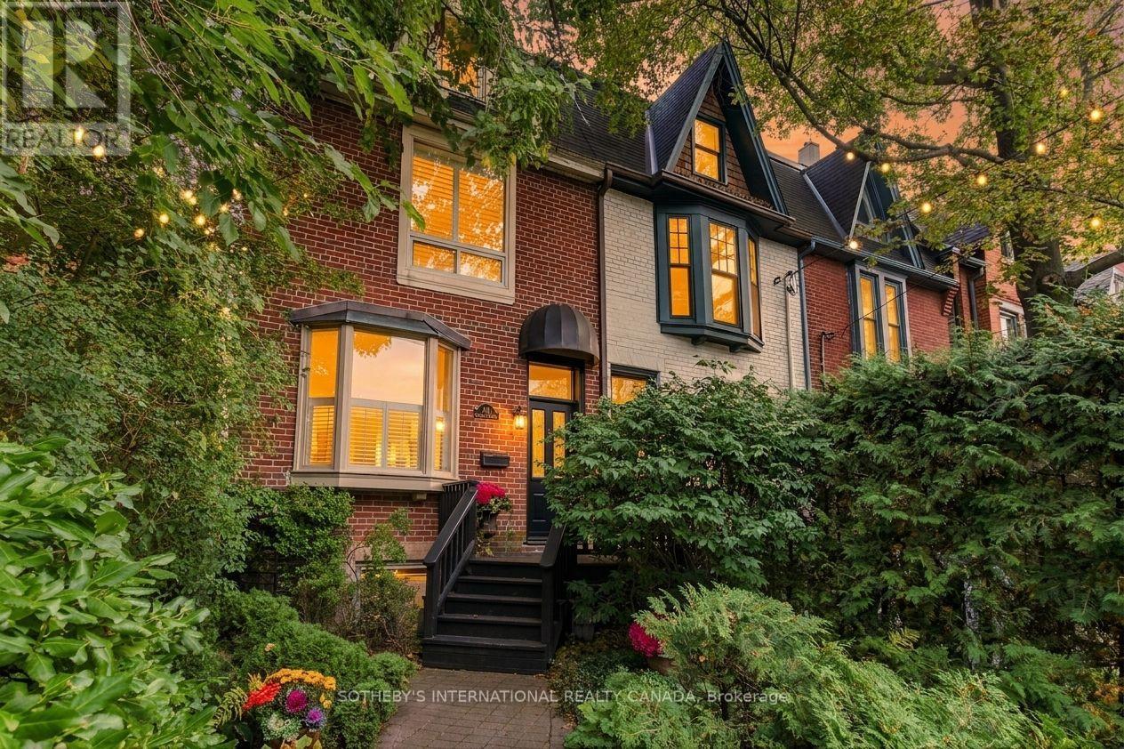 MLS® listing #30423503 for sale located at 411 WELLESLEY STREET E