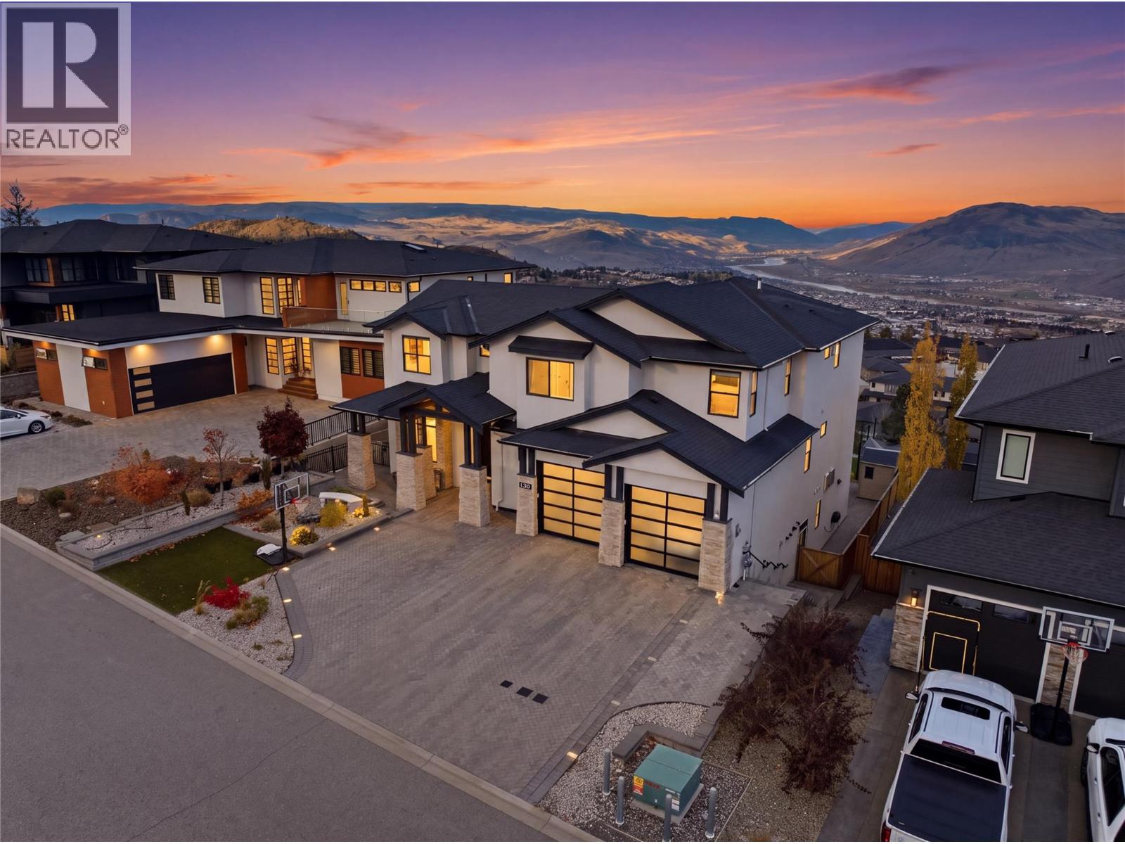 MLS® listing #30424133 for sale located at 2166 Crosshill Drive
