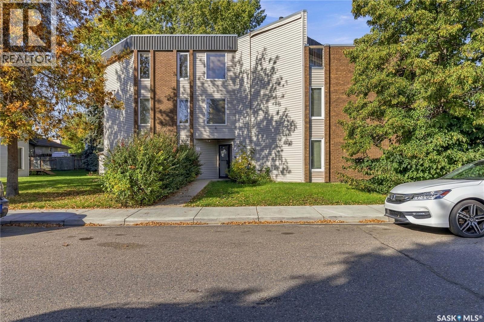MLS® listing #30426363 for sale located at 303 302 Tait CRESCENT