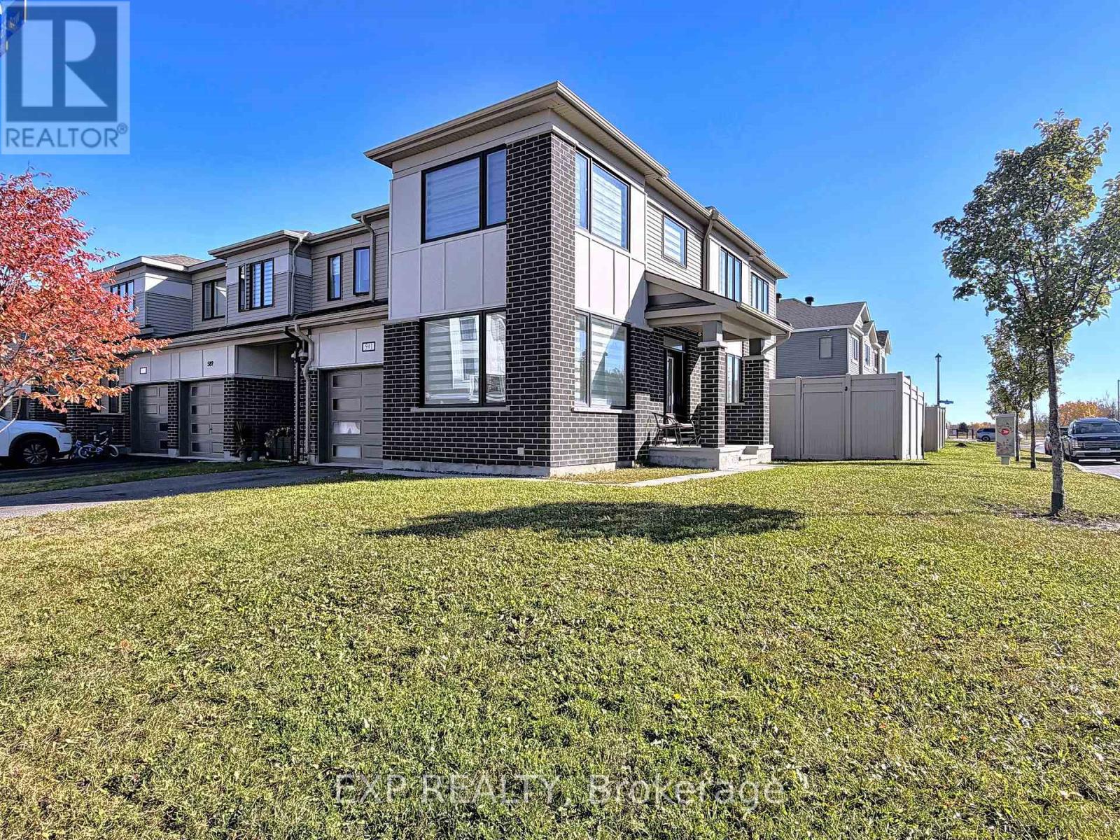 MLS® listing #30426697 for sale located at 591 CATLEAF ROW