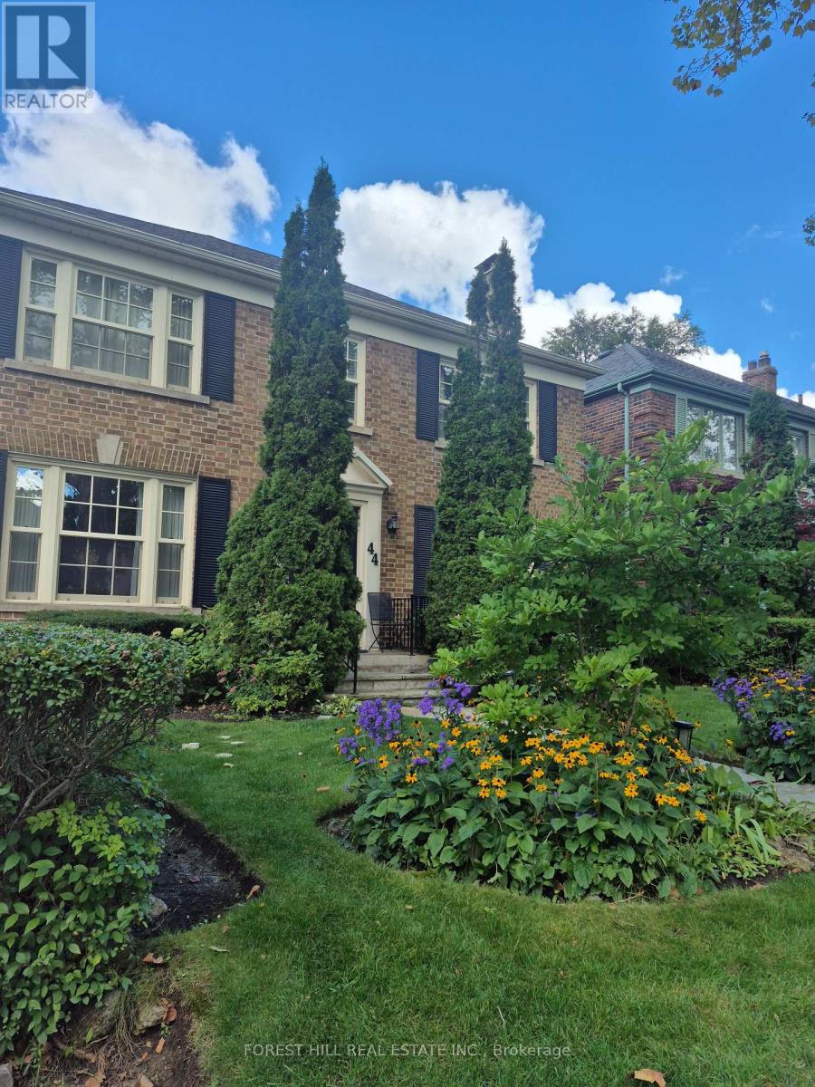 MLS® listing #30426937 for sale located at 44 RIDGE HILL DRIVE