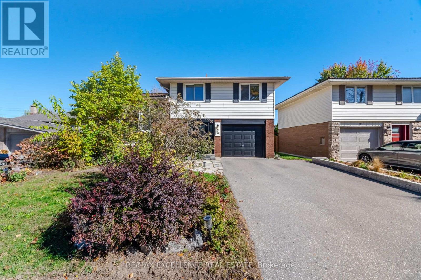 MLS® listing #30427357 for sale located at 86 DOOLEY DRIVE